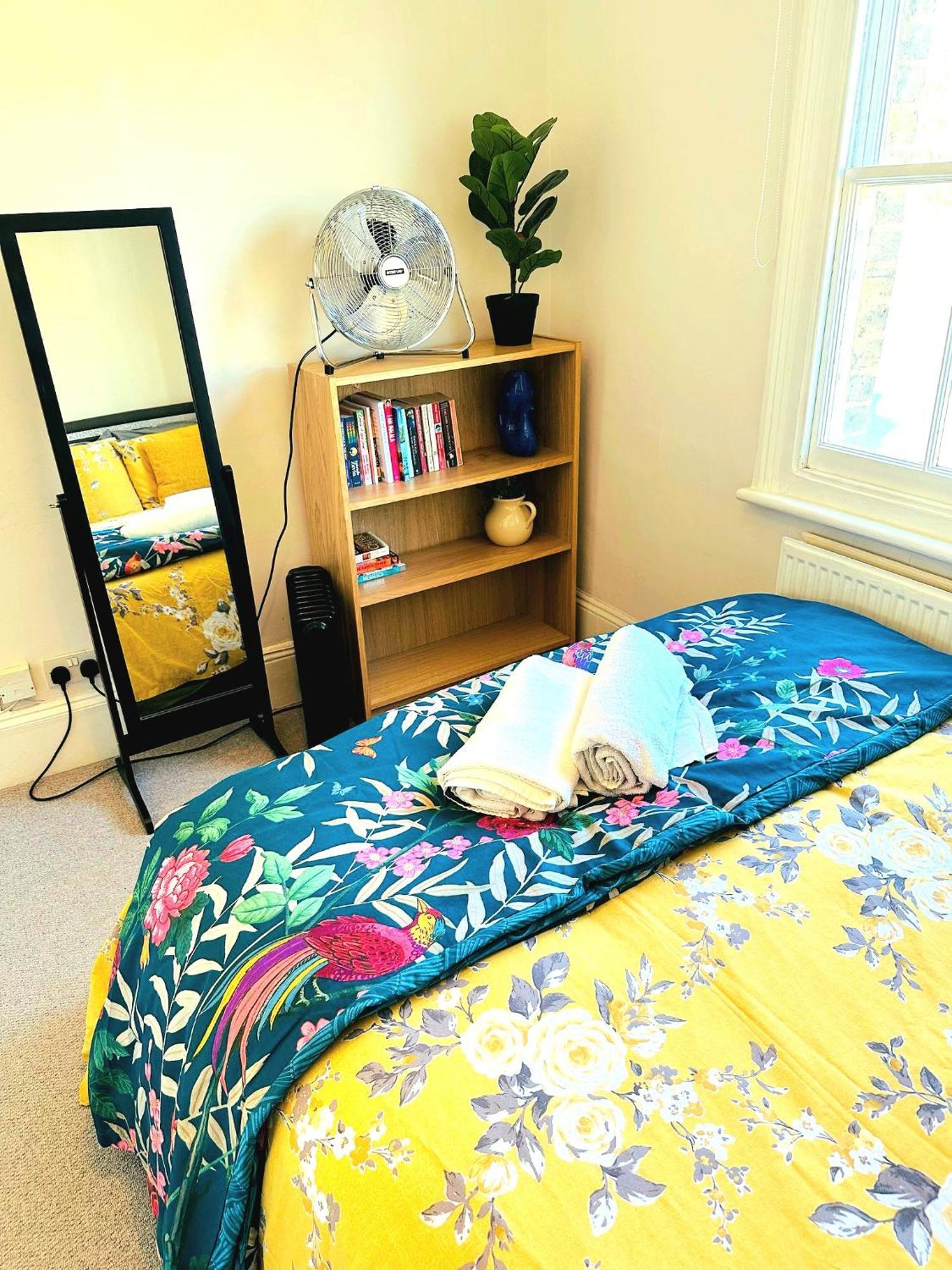 Lovely Around Kensington And Chelsea Locations W8 Sw5 Sw3 Sw10 By Ricky & Giustina Лондон